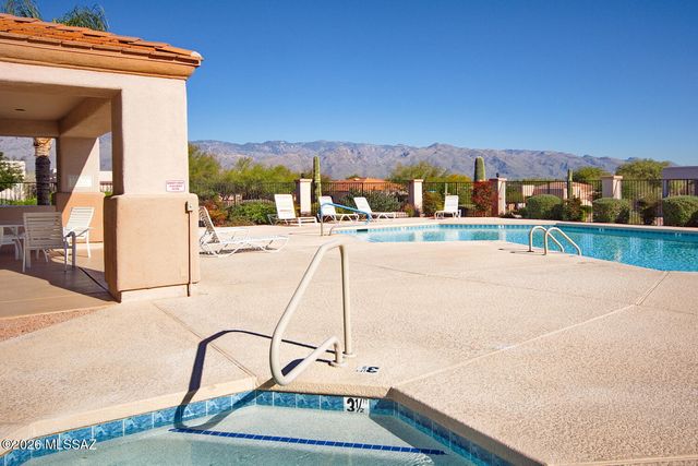 7456 E Calle Infinito, Tucson, AZ 85715