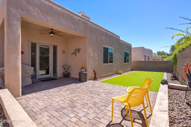 7456 E Calle Infinito, Tucson, AZ 85715