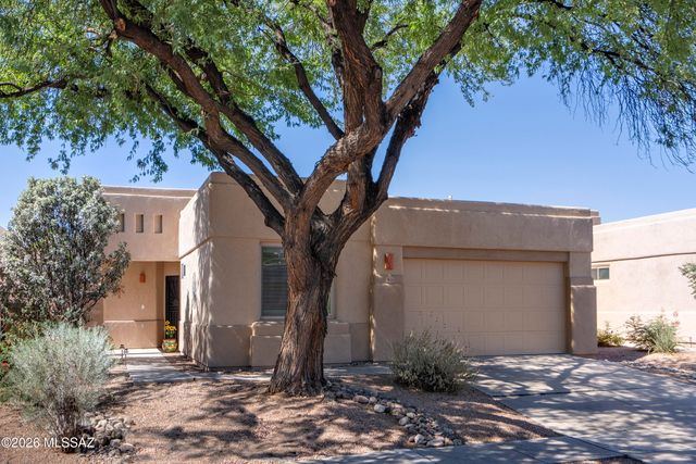 7456 E Calle Infinito, Tucson, AZ 85715