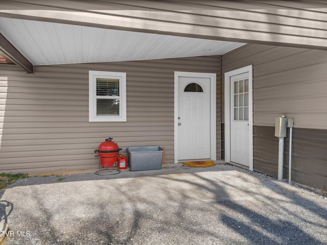6755 Erwin Highway, Chuckey, TN 37641