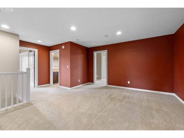 13751 Se LUCA Ave, Clackamas, OR 97015