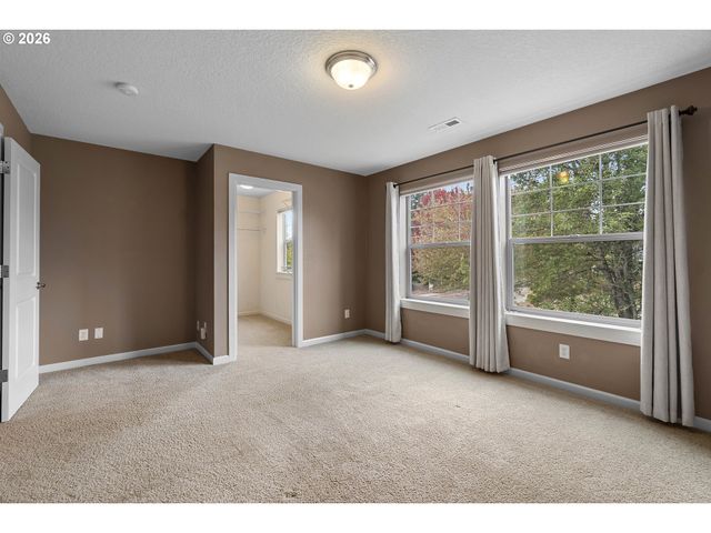 13751 Se LUCA Ave, Clackamas, OR 97015