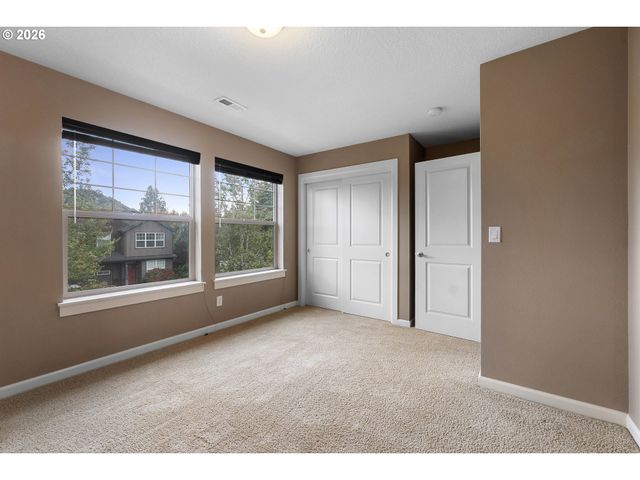 13751 Se LUCA Ave, Clackamas, OR 97015