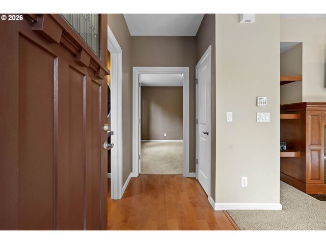 13751 Se LUCA Ave, Clackamas, OR 97015