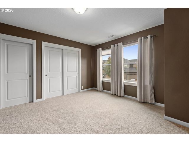 13751 Se LUCA Ave, Clackamas, OR 97015