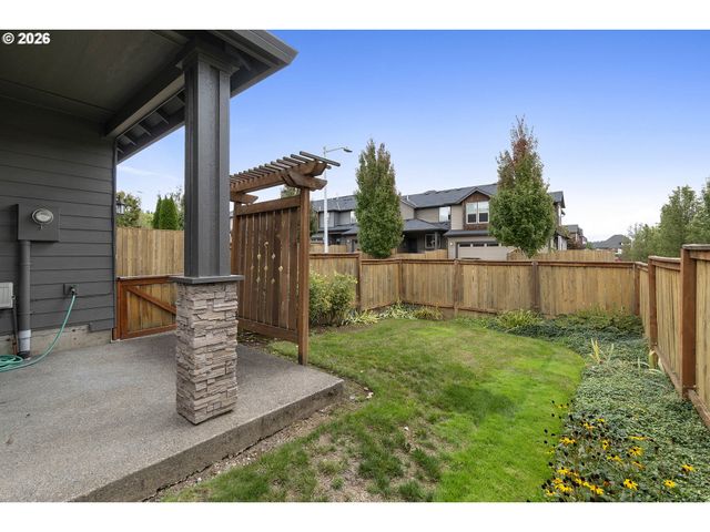 13751 Se LUCA Ave, Clackamas, OR 97015