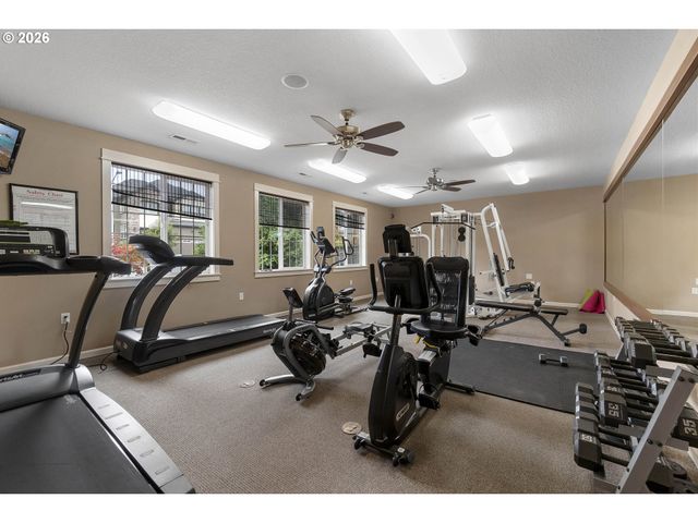 13751 Se LUCA Ave, Clackamas, OR 97015