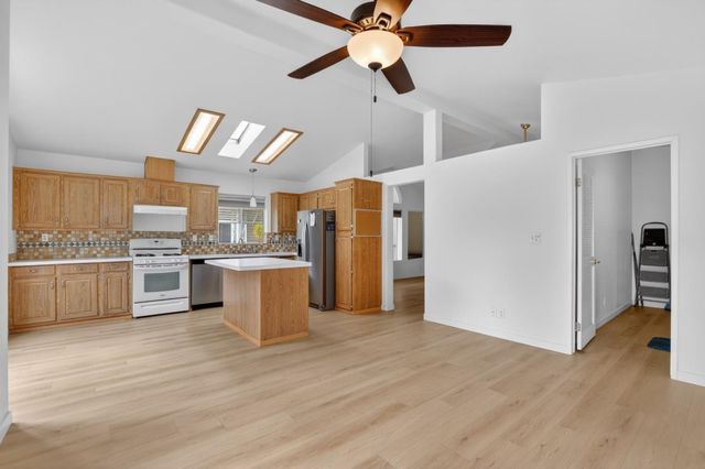 86 Park Drive 86, Morgan Hill, CA 95037