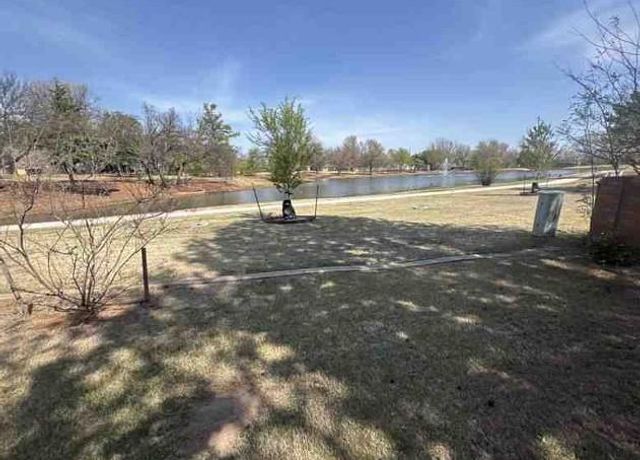 6105 Kingsbridge Drive, Oklahoma City, OK 73162