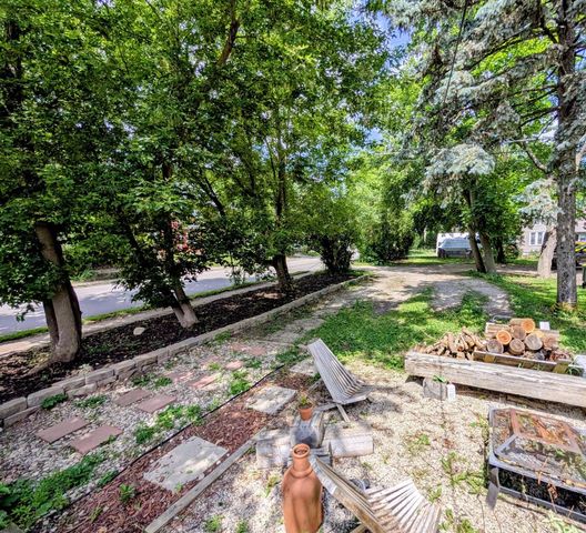 500 E Main STREET, Waukesha, WI 53186