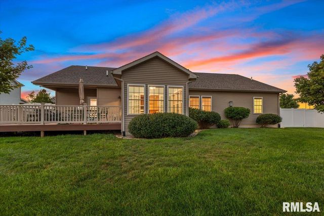 3516 FERNWOOD Drive, Springfield, IL 62711