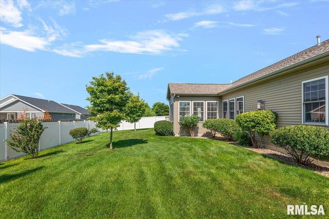 3516 FERNWOOD Drive, Springfield, IL 62711