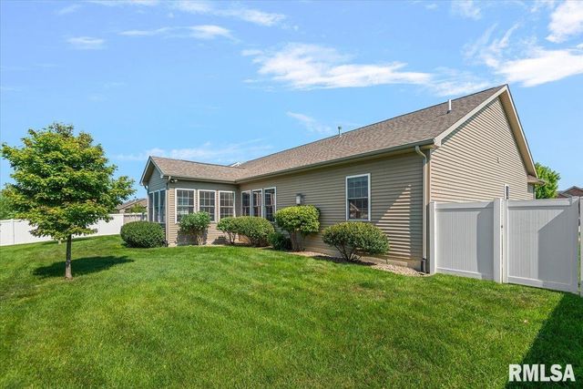 3516 FERNWOOD Drive, Springfield, IL 62711
