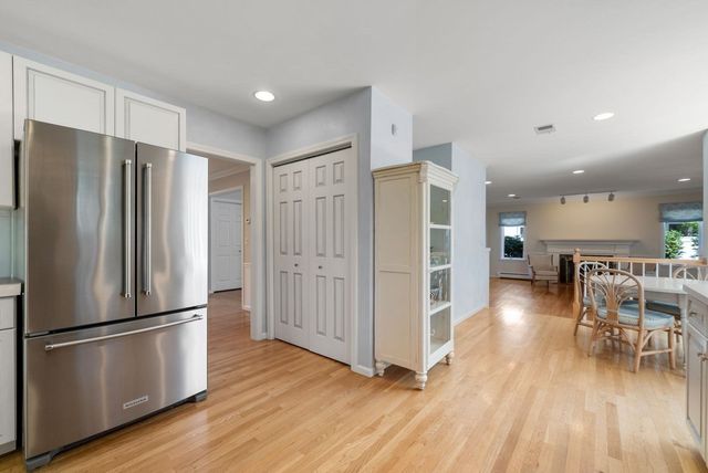 14 Powder House Cir, Needham, MA 02492