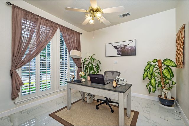 5925 Legend Lane, The Colony, TX 75056