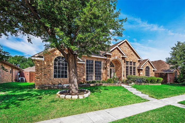 5925 Legend Lane, The Colony, TX 75056