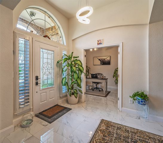 5925 Legend Lane, The Colony, TX 75056