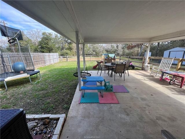 11349 North Dowling Road, College Station, TX 77845