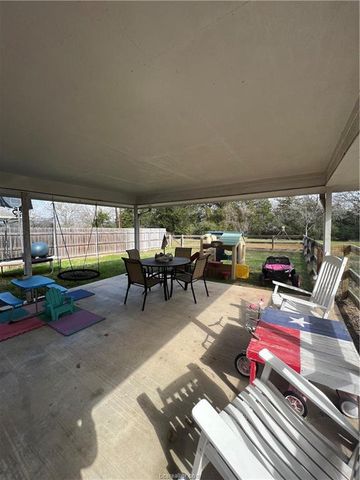 11349 North Dowling Road, College Station, TX 77845