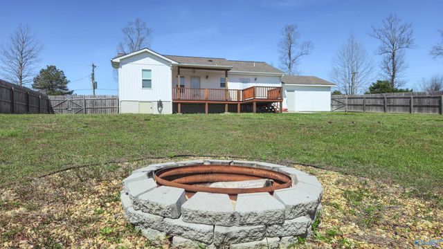 1848 Mobbs School Road, Arab, AL 35016