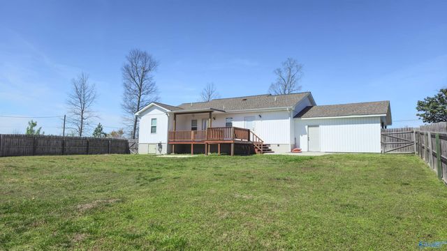 1848 Mobbs School Road, Arab, AL 35016