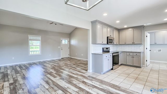 1848 Mobbs School Road, Arab, AL 35016