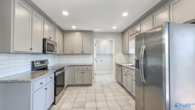 1848 Mobbs School Road, Arab, AL 35016