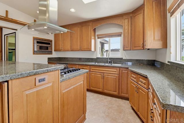 737 Hemlock Avenue, Imperial Beach, CA 91932