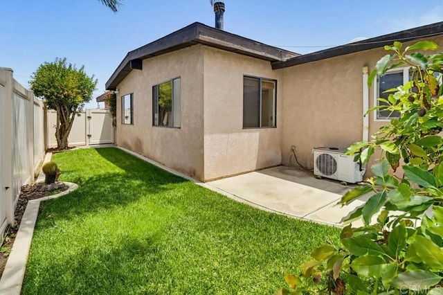 737 Hemlock Avenue, Imperial Beach, CA 91932