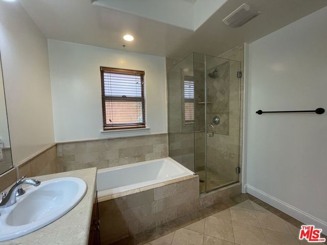 1511 Camden Avenue 104, Los Angeles, CA 90025