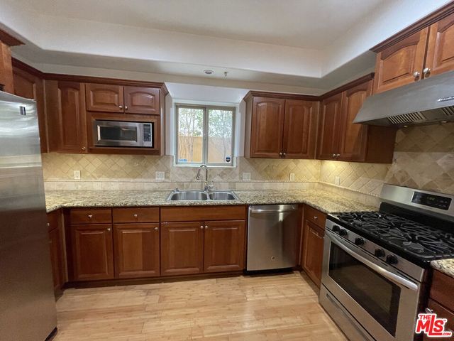1511 Camden Avenue 104, Los Angeles, CA 90025