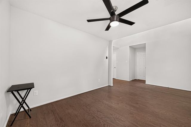 202 N Vesper Bend Circle, The Woodlands, TX 77382