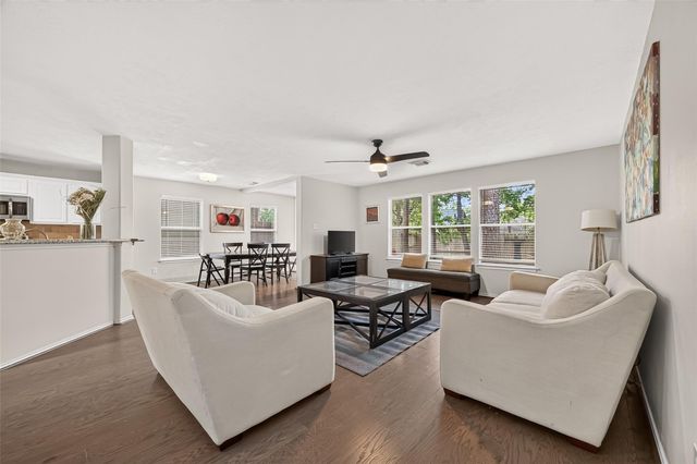 202 N Vesper Bend Circle, The Woodlands, TX 77382
