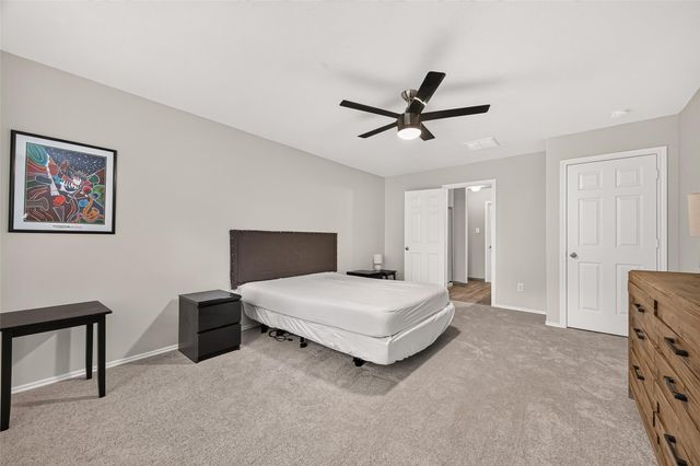 202 N Vesper Bend Circle, The Woodlands, TX 77382