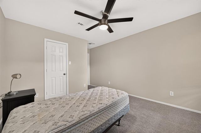 202 N Vesper Bend Circle, The Woodlands, TX 77382