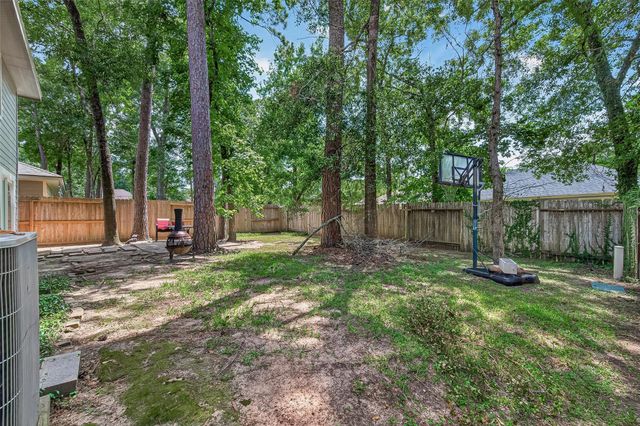 202 N Vesper Bend Circle, The Woodlands, TX 77382