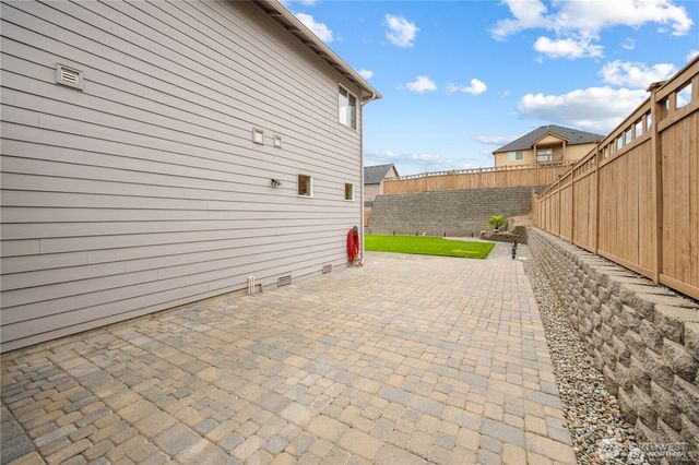 1415 SE 39th St SE, Puyallup, WA 98372