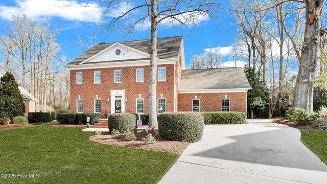 300 Silverleaf Court, Greenville, NC 27834