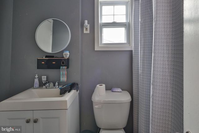 708 WARD ST, Chester, PA 19013