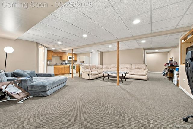 41150 Bermuda Drive, Sterling Heights, MI 48314