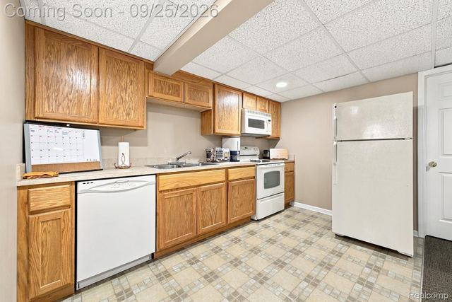41150 Bermuda Drive, Sterling Heights, MI 48314