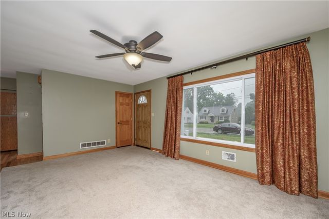 3720 Orchard Street, Mogadore, OH 44260
