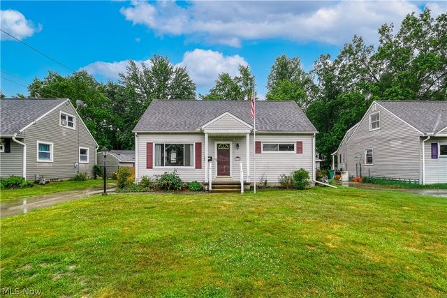 3720 Orchard Street, Mogadore, OH 44260