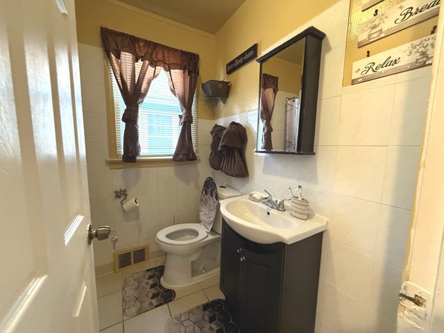 Address unavailable.