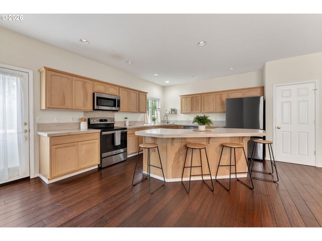 12425 Sw Winterview Dr, Tigard, OR 97224