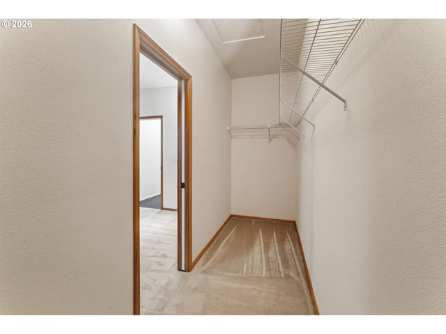 12425 Sw Winterview Dr, Tigard, OR 97224