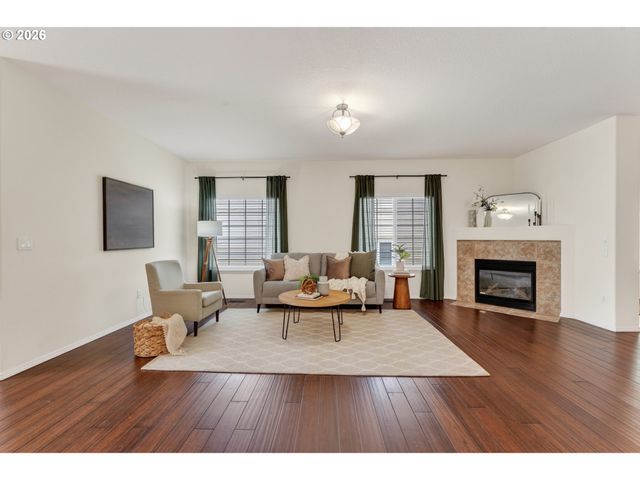 12425 Sw Winterview Dr, Tigard, OR 97224