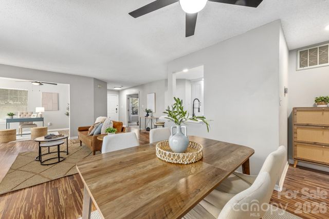 6039 Gray Gate Lane B, Charlotte, NC 28210