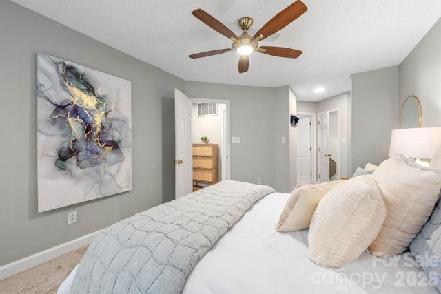 6039 Gray Gate Lane B, Charlotte, NC 28210