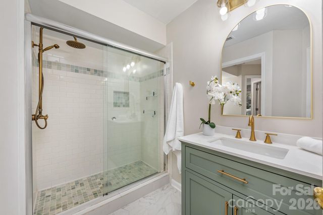 6039 Gray Gate Lane B, Charlotte, NC 28210